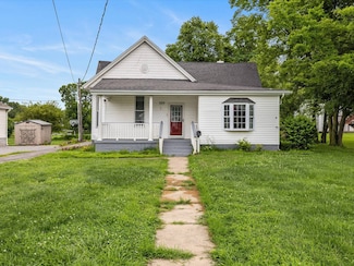 309 W Mcelroy St, Morganfield, KY 42437