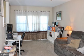 14 Hastings Rd, Trenton, NJ 08620