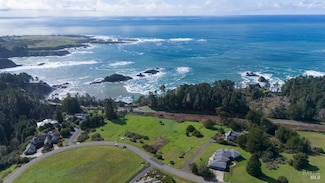 44821 Baywood Dr, Mendocino, CA 95460