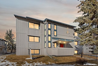 1621 Eastridge Dr Unit 202, Anchorage, AK 99501