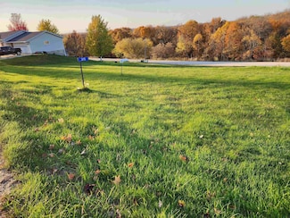 315 Breezy Pointe Loop Unit Lot 9, McGregor, IA 52157