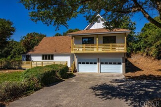 267 Hillcrest Dr, Kitty Hawk, NC 27949