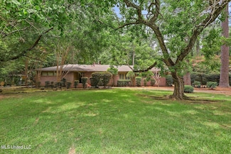 5519 Ridgewood Rd, Jackson, MS 39211