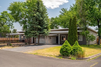 1732 SW Newberry Ave, Redmond, OR 97756