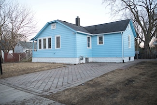 824 Allen St, Belvidere, IL 61008