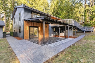 8020 101st St NW, Gig Harbor, WA 98332