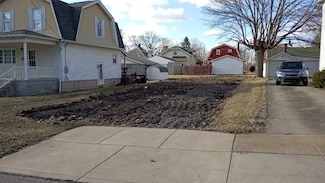 1027 Maryland Ave, New Castle, PA 16101