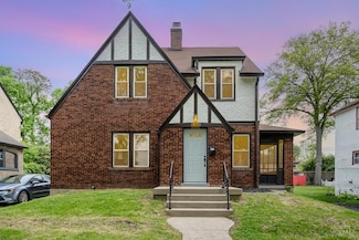 1618 Shenandoah Ave, Cincinnati, OH 45237