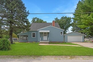 1436 Cornwall Ave, Waterloo, IA 50702