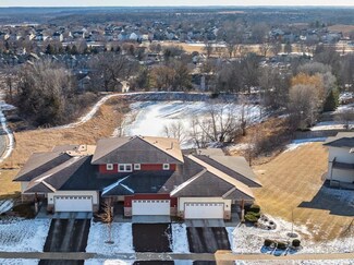 1103 Lorraine Ct, Carver, MN 55315