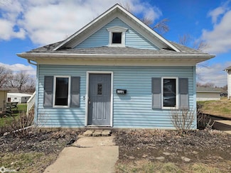1021 Simon Ave, Carroll, IA 51401