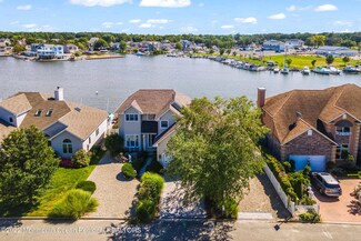 722 Fairview Ln, Forked River, NJ 08731