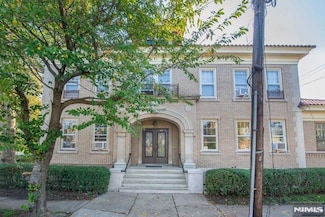 222 Westervelt Place Unit 4, Lodi, NJ 07644