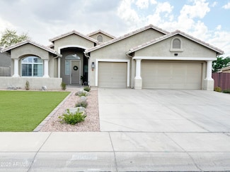 1892 S Arroyo Ln, Gilbert, AZ 85295