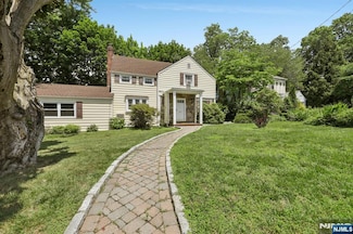 731 Wendel Place, Teaneck, NJ 07666