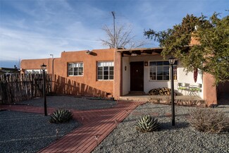 1353 San Juan Dr, Santa Fe, NM 87505