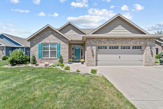 1740 Pond View Dr, Kokomo, IN 46902