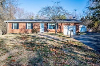 7014 Heinze Rd, Lanesville, IN 47136