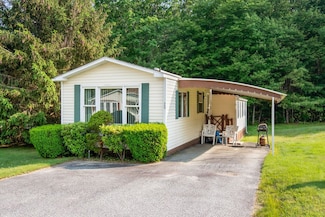29 Cantaberry Ln, Coventry, RI 02816