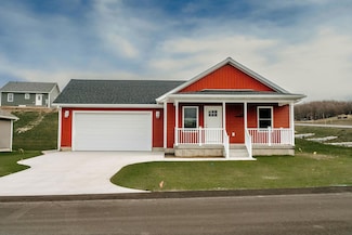 250 Willowside Dr, Shelby, MI 49455