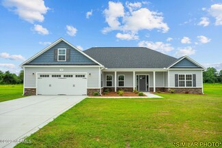 601 A I Taylor Rd, Richlands, NC 28574