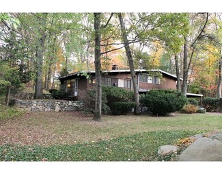 5 Marshall Rd, Lexington, MA 02420