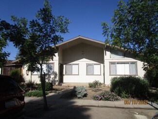 5605 N 10th St, Fresno, CA 93710