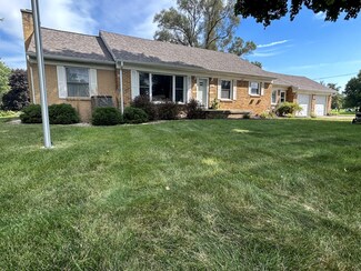 570 Port Sheldon St SW, Grandville, MI 49418