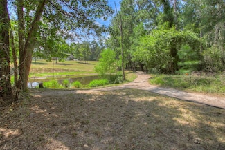 81 Fm 3454 Rd, Huntsville, TX 77320