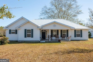 1351 Old Screven Rd, Jesup, GA 31545