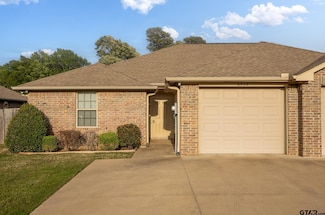 6814 County Road 1215, Flint, TX 75762