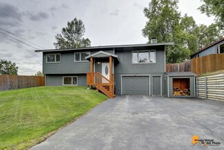 817 Bradley Cir, Anchorage, AK 99518