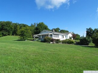 426 Martindale Rd, Craryville, NY 12521