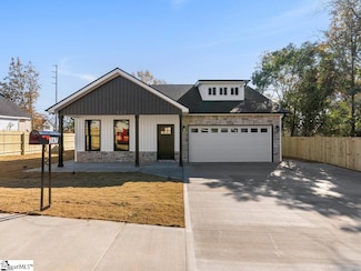 367 College St, Spartanburg, SC 29303