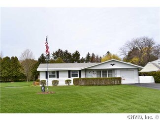 5529 Sunview Dr, Elbridge, NY 13060