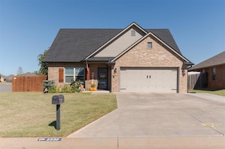 2235 Whispering Pine Blvd, Shawnee, OK 74804