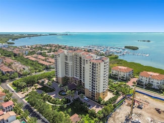 5823 Bowen Daniel Dr Unit 905, Tampa, FL 33616