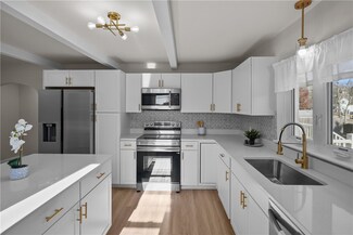 25 Kanatha St, Blackstone, MA 01504