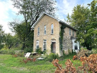 3161 Quarry Rd, Marshalltown, IA 50158