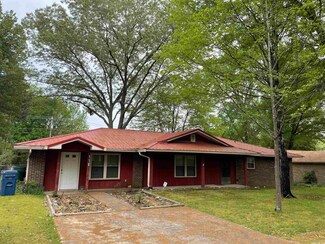 118 Shamrock Dr, Conway, AR 72034