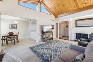 6115 Lincoln Dr Unit 351, Edina, MN 55436