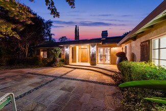 19341 Brockton Ln, Saratoga, CA 95070