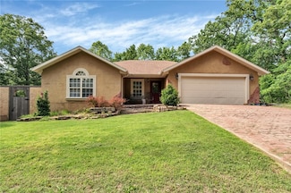 22 Dunstable Dr, Bella Vista, AR 72714