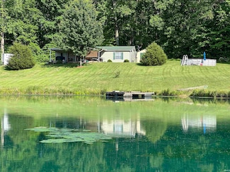 6577 S Fowler Rd, Bloomfield, IN 47424