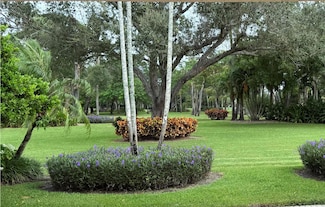 7633 La Corniche Cir, Boca Raton, FL 33433