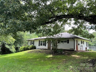 340 Cherry Mountain St, Forest City, NC 28043