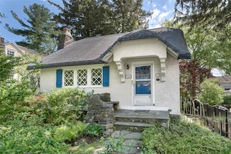 306 Oakland Beach Ave, Rye, NY 10580