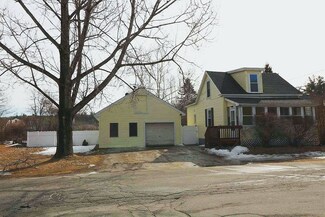 30 Oak St, Jaffrey, NH 03452