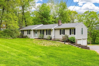 50 Valley View Dr, Farmington, CT 06032