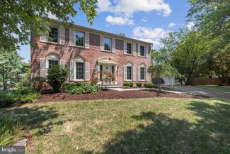 10 Crestview Ct, Potomac, MD 20854